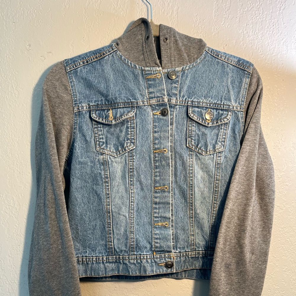Y2K Vintage 2000s Blue and Gray Jean Jacket with Cropped Style SZ M Coat